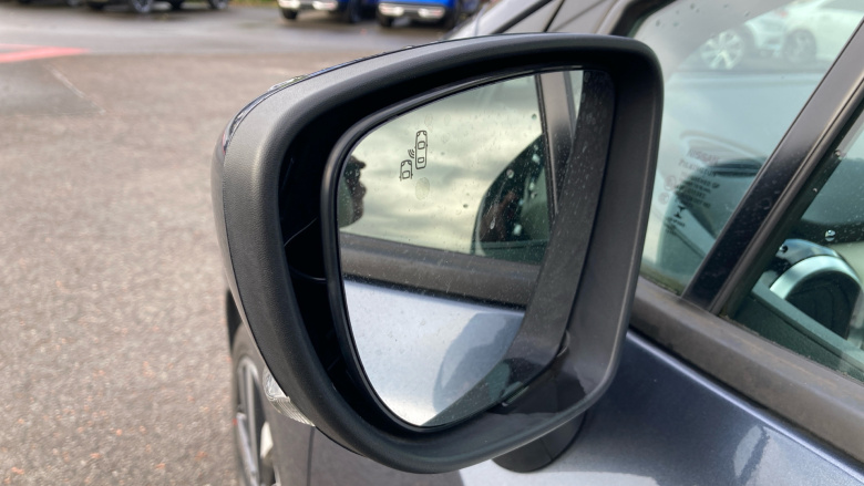 Nissan Micra 1.0 IG-T 92 Tekna 5dr CVT Petrol Hatchback